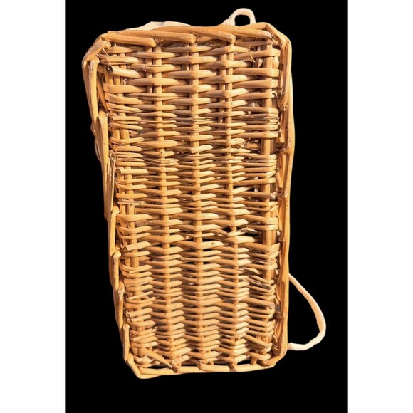 VTG Wicker Wall Hanging Rectangular Decorative Basket With Lining Cottage Core - Picture 7 of 9